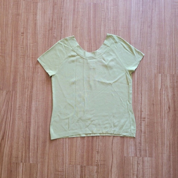 Talbots Shirt Womens Large Chartreuse Green Short Sleeve Knit Basic Everyday Top - Picture 8 of 8